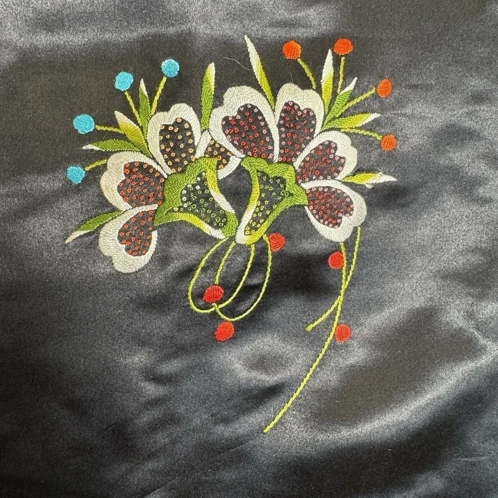 VTG Chinese Plum Blossoms Silk Hand Embroidery Floral Jacket Black Sz Medium/38 - Picture 8 of 11